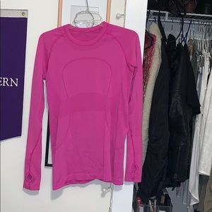 Lululemon pink workout top